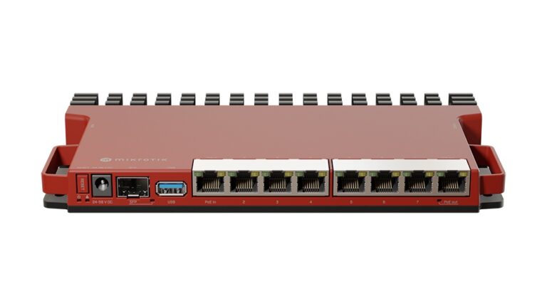 როუტერი 8x 1Gbps პორტით და 2.5G SFP პორტით