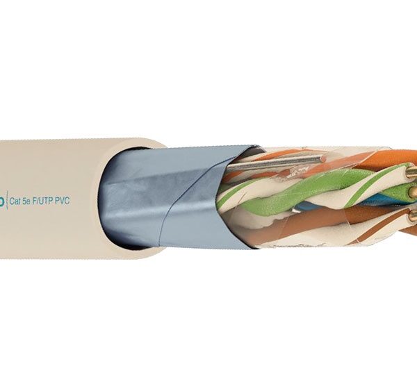 Cat5e FTP PVC ქსელის კაბელი 25AWG 100% სპილენძი 305 მეტრი შიდა გამოყენებისთვის