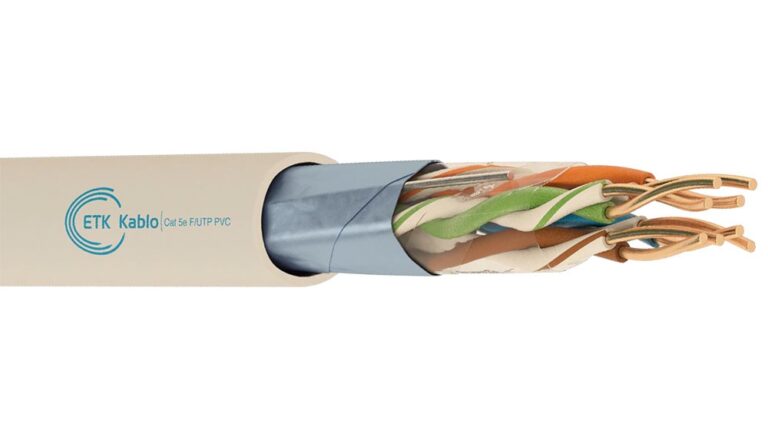 Cat5e FTP PVC ქსელის კაბელი 25AWG 100% სპილენძი 305 მეტრი შიდა გამოყენებისთვის